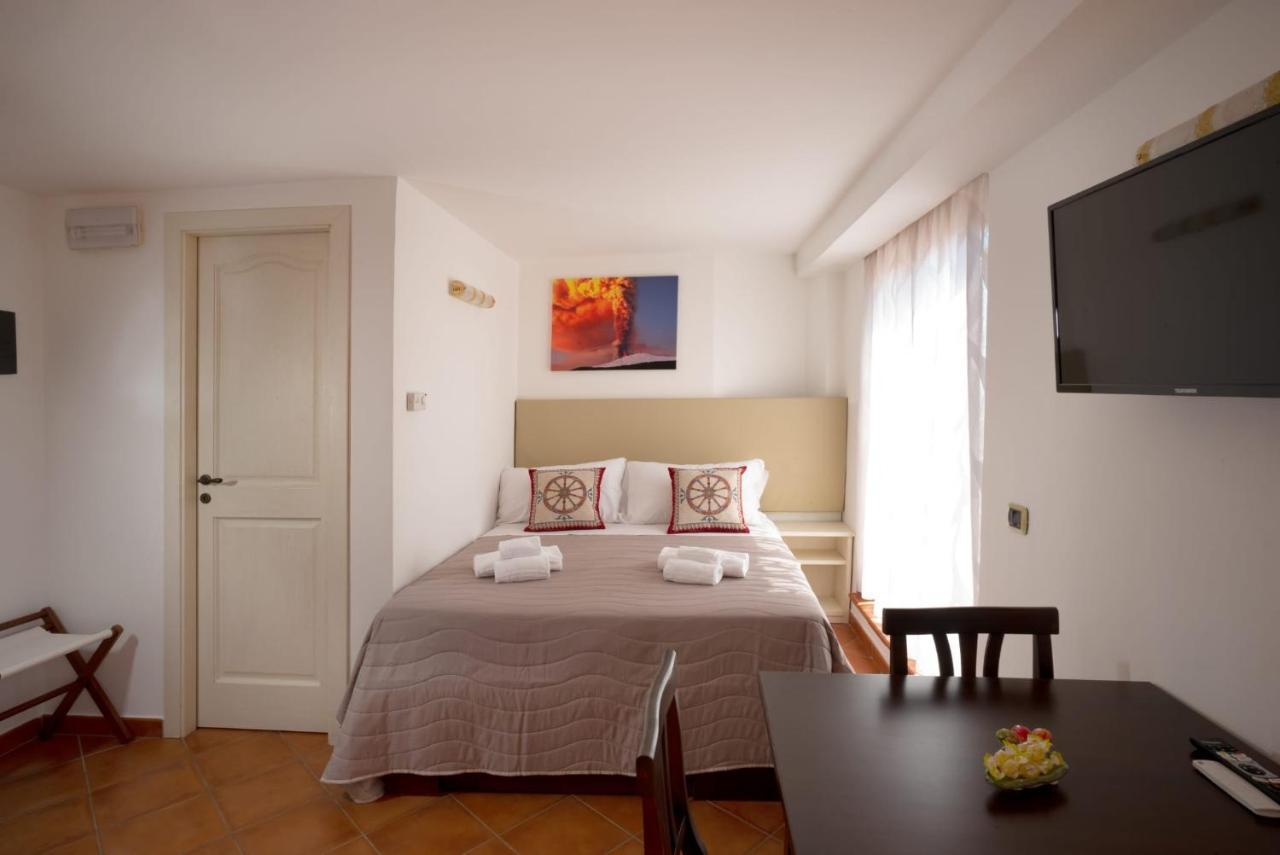 Re Tancredi Bed & Breakfast *